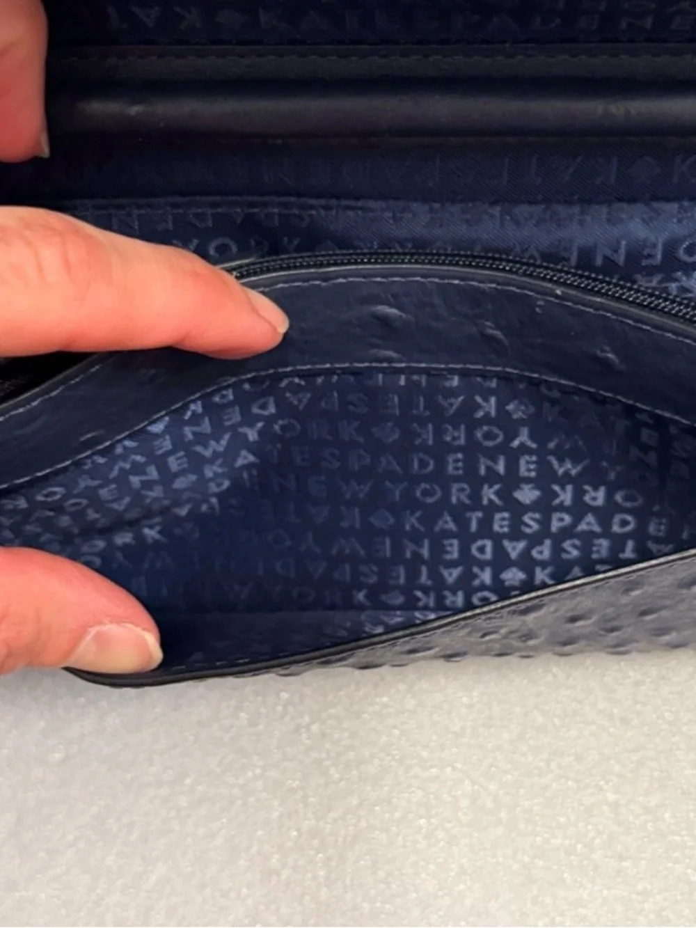 Kate Spade Isabeli Navy Ostrich Leather Embossed with Chain Crossbody -EUC